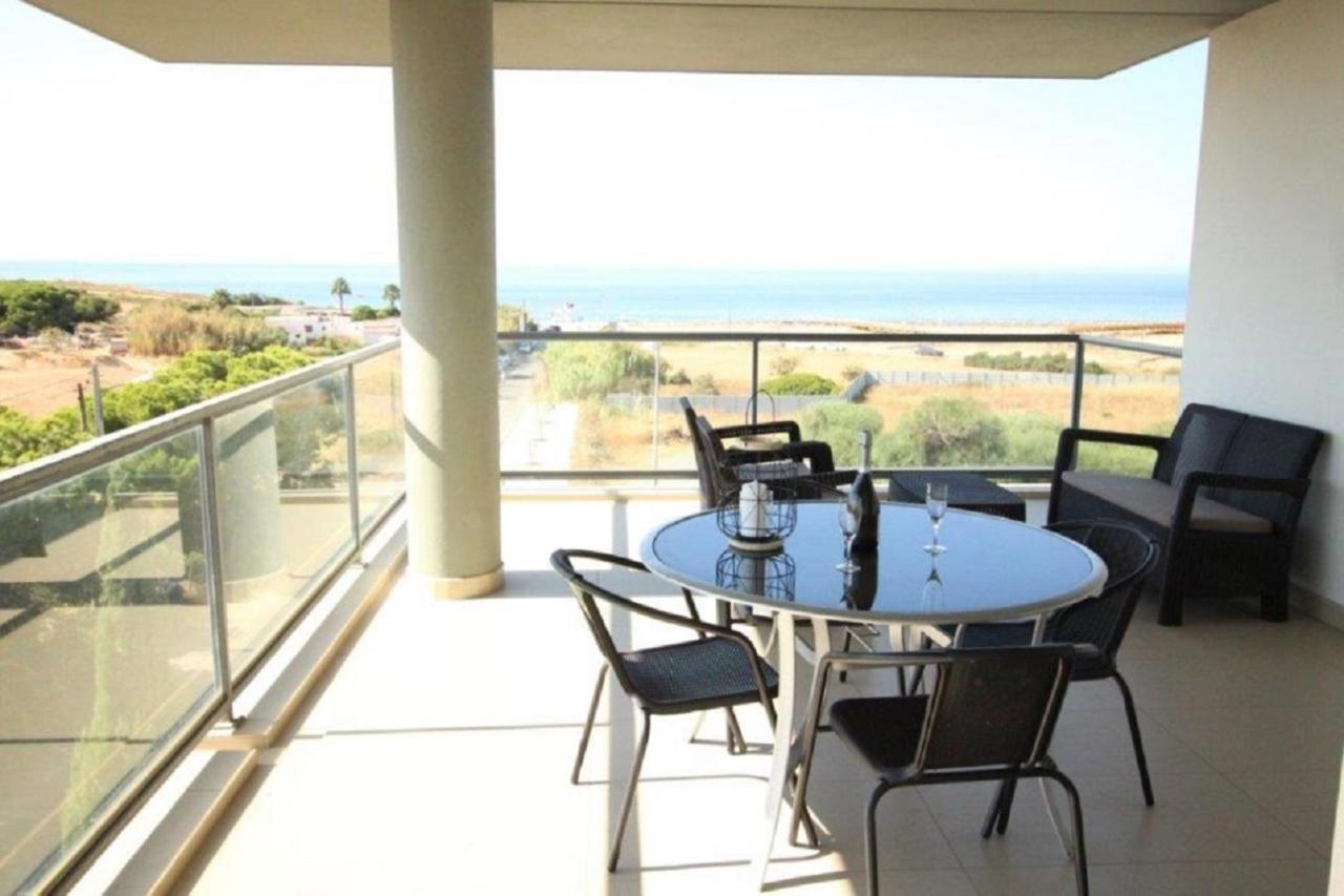 Apartamentos Cavalo Preto Beach Resort Quarteira Eksteriør billede