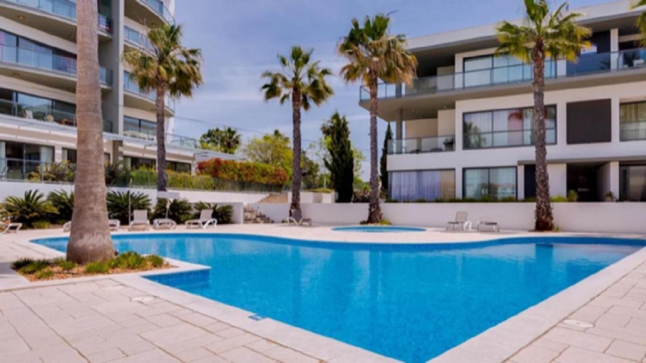 Apartamentos Cavalo Preto Beach Resort Quarteira Eksteriør billede